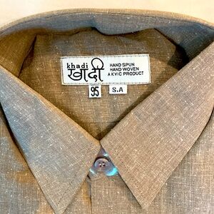 Khadi made in India hand spun hand woven cotton fabric Men short sleeve shirt